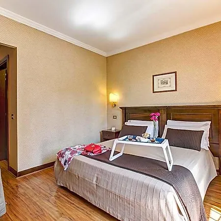Appia Park 4*