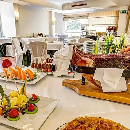 Appia Park 4*