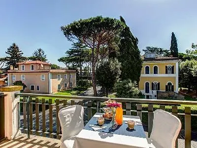 فندق Appia Park 4*